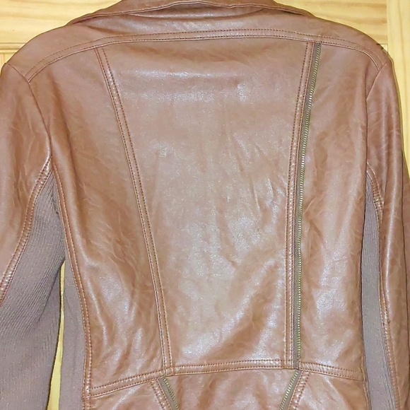 Faux Leather jacket - Picture 5 of 6